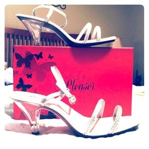 SOLD ❌ Pleasers Rhinestone Silver Strappy Heels 👠